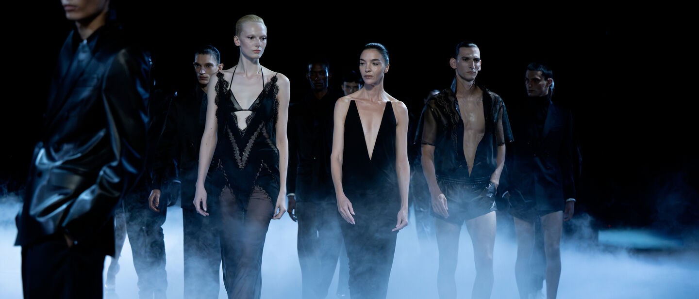 SPRING SUMMER 26 RUNWAY